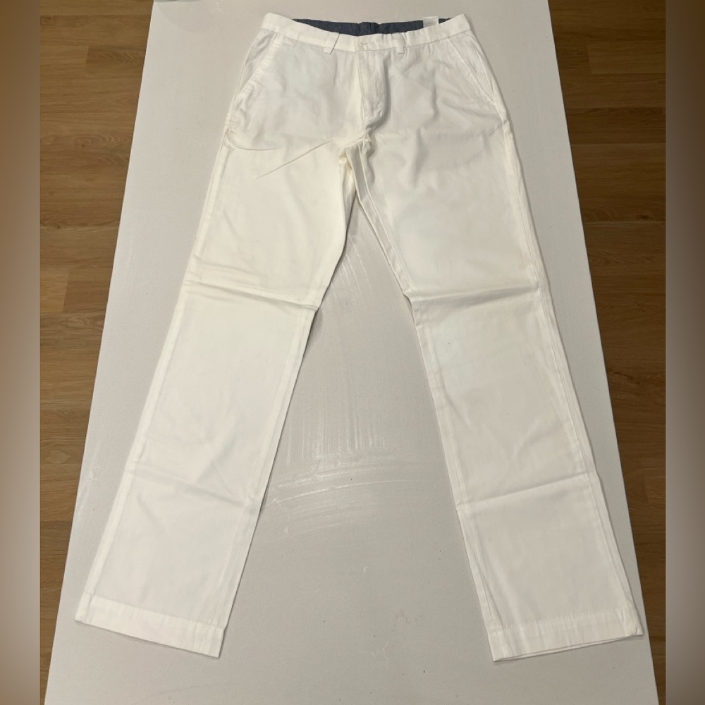 Banana Republic Men's White Aiden Chinos
